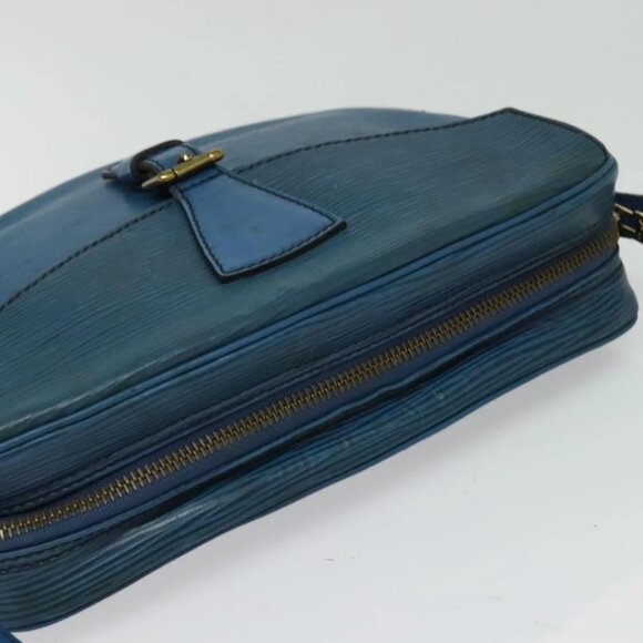 LOUIS VUITTON Epi June Feuille Shoulder Bag Blue M52155 LV Auth 135469 - Picture 7 of 16